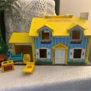 Vintage 1969 Fisher Price Little People Playhouse